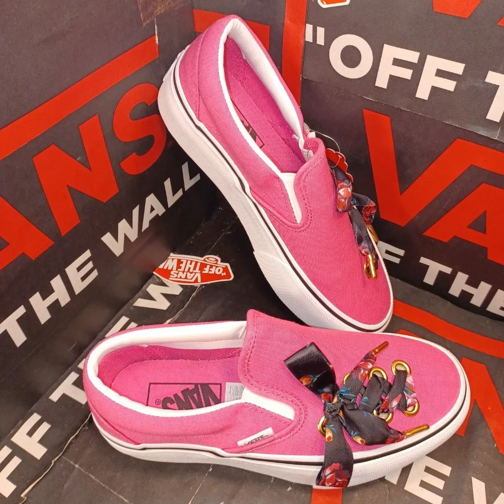 Vans Classic Slip-On P Women’s 5 Pink/Black Oversized Lace Carmine VN0A3…